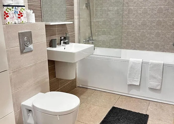 Urban Coresi Residance Апартаменти *